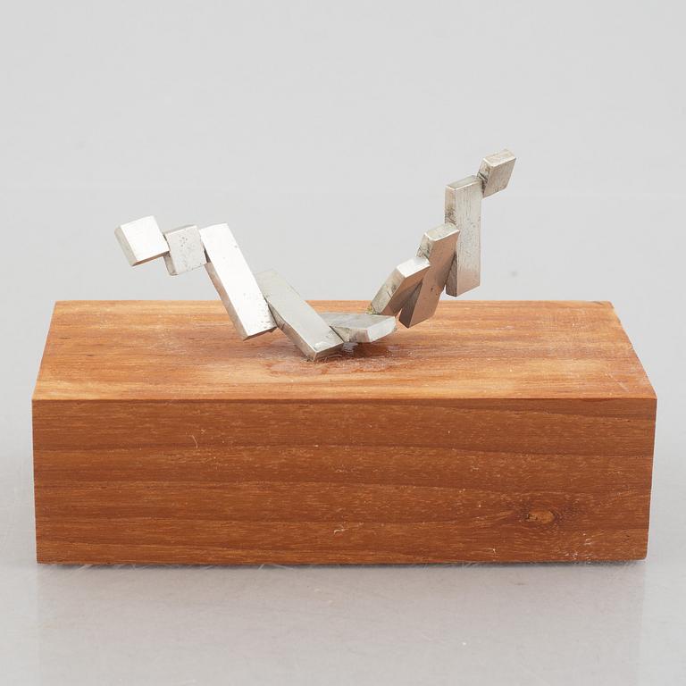 Arne Jones, "Vevax".