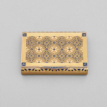 596. A French 19th century gold and enamel snuff-box.