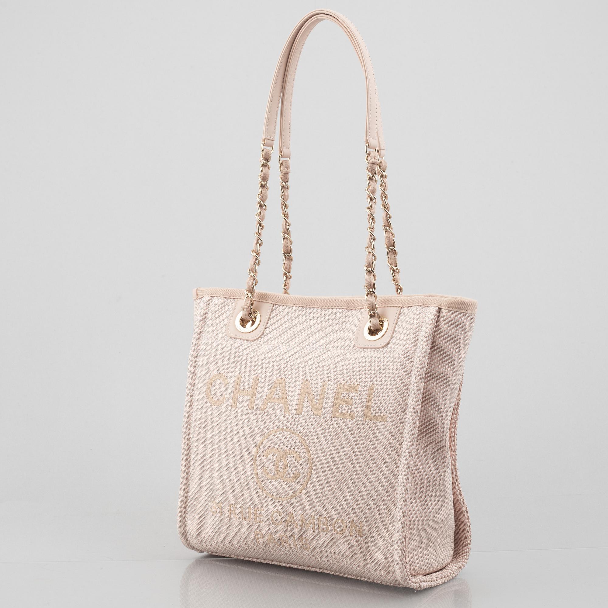 Chanel shopping tote 2020 on sale