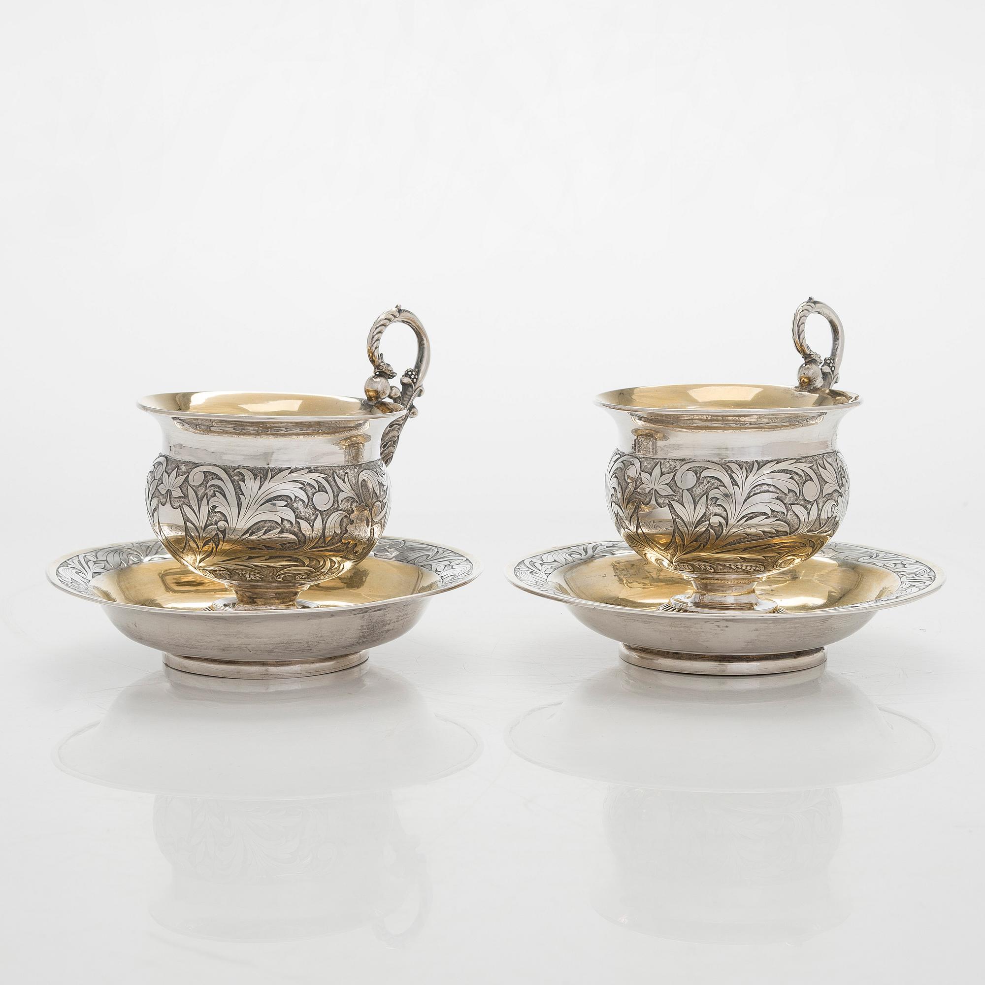 Kaffekoppar, ett par, silver och förgyllt silver (12L), sannolikt A F Bergmüller, Weissenfels, ca 1820. Empir.