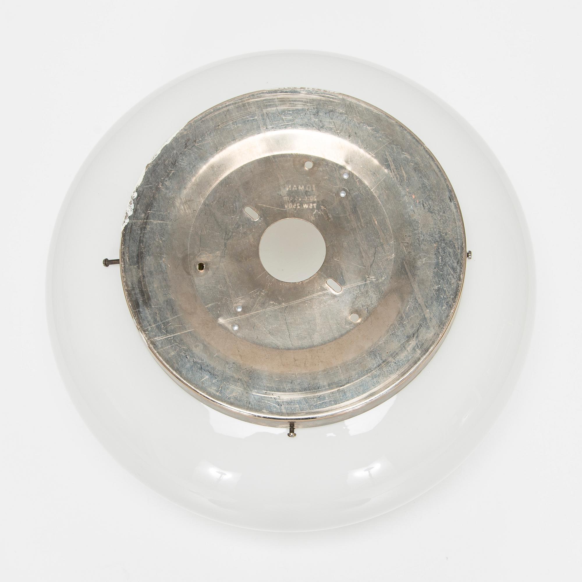 Paavo Tynell, a 1950's '1622' ceiling light for Taito.