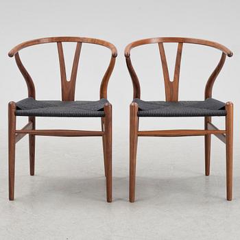 Hans J Wegner, stolar, ett par, "Y-Stolen", Carl Hansen & son, Danmark, formgiven 1949.