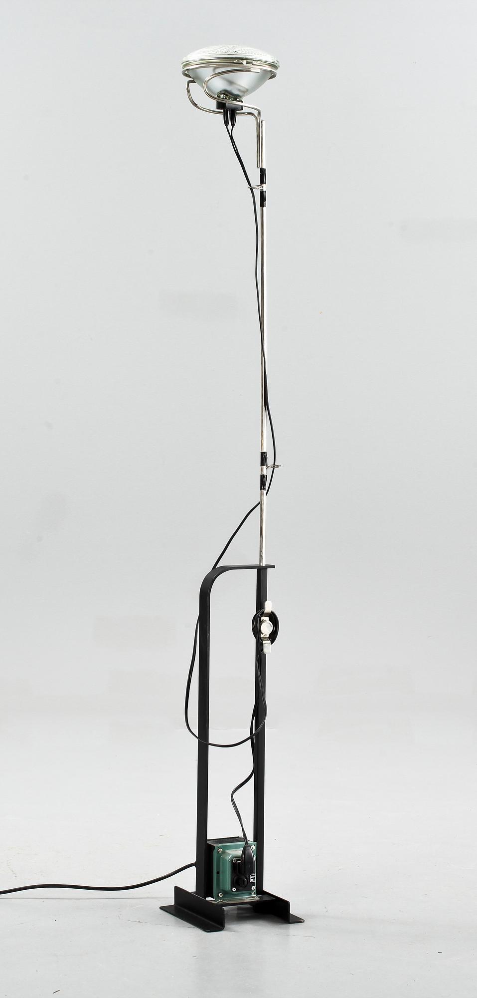 GOLVLAMPA, "Toio" P.G. Castiglioni, Flos, Italien.