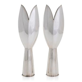 Tapio Wirkkala, a pair of 1950s silver TW-2 vases, Kultakeskus, Hämeenlinna 1957.