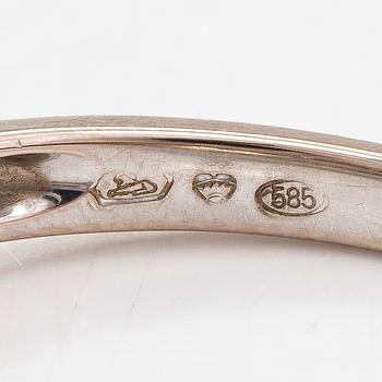 Ring, 14K vitguld och diamanter tot. ca 0,26 ct.  Kultakeskus, Tavastehus.