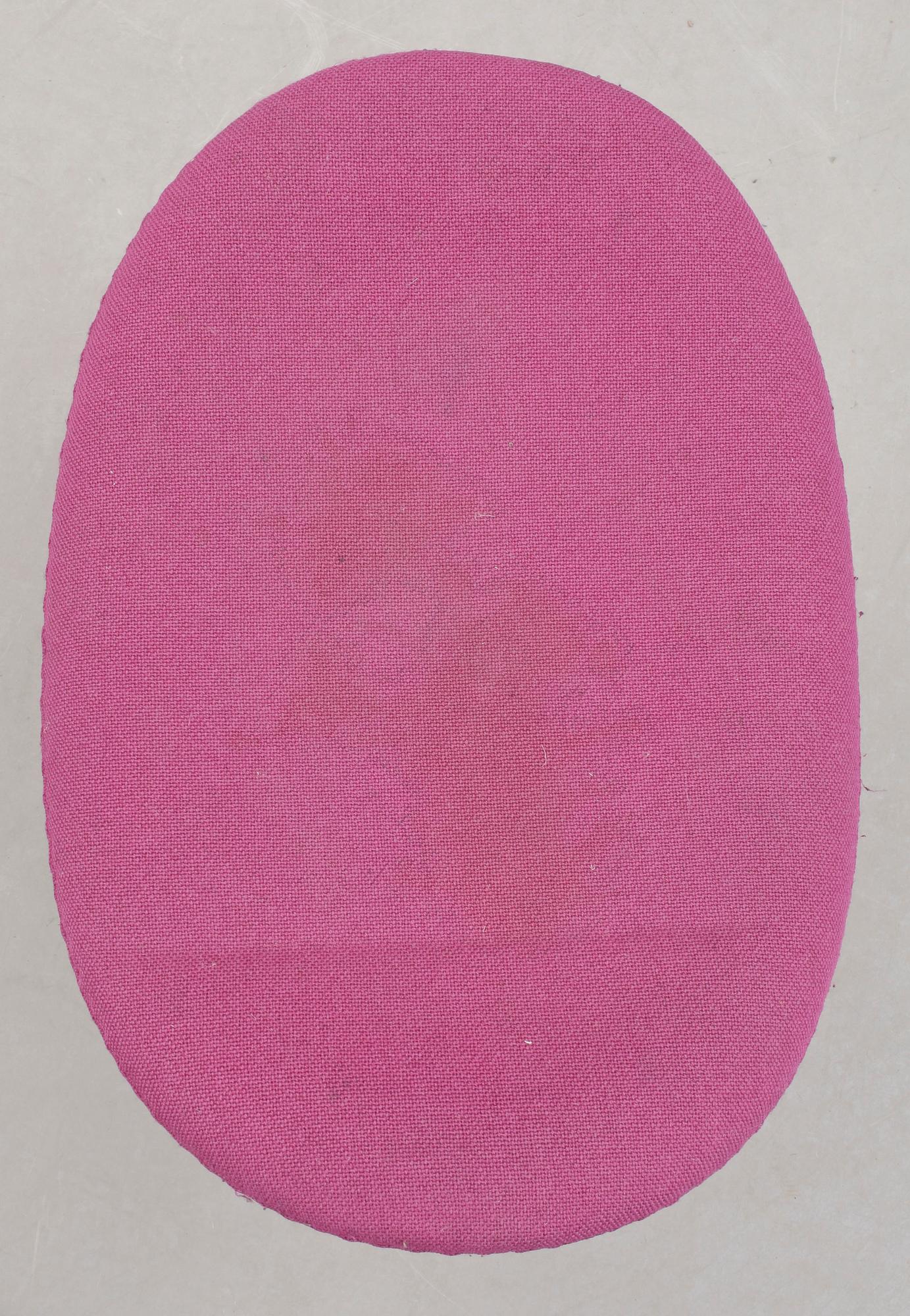 FOTPALL, "Ägget", Arne Jacobsen, Fritz Hansen, 1992.