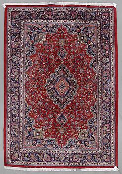 MATTA, sannolikt Mashad. Ca 294x201 cm.