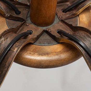 Paavo Tynell, taklampa, modell 1255, Taito, 1930-tal.