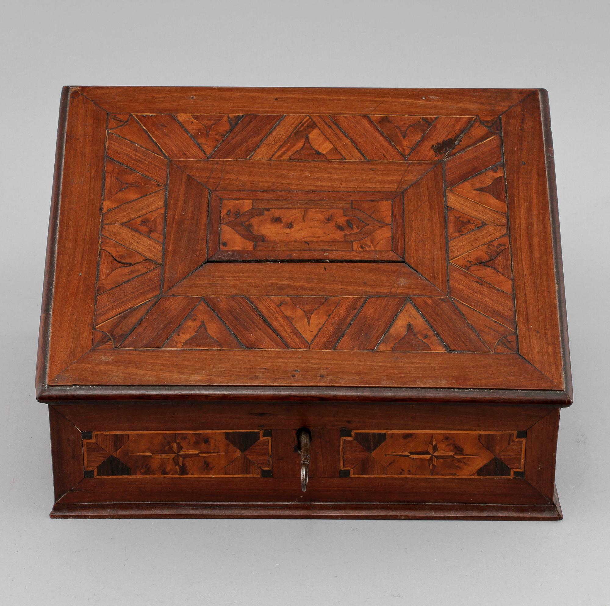 SKRIVSCHATULL, 1700-tal.