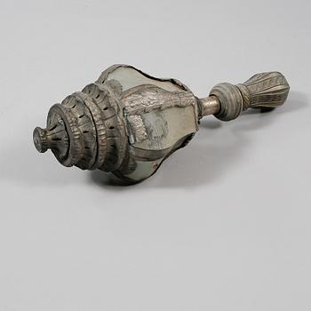 VÄGGLYKTA, omkring 1900. Höjd 95 cm.