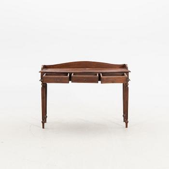 Sideboard 1900-talets senare del.