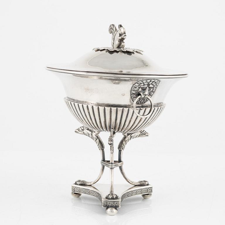 A Swedish early 19th Century silver sugarbowl with lid, marks of Johan Fredrik Björnstedt, Stockholm 1816.