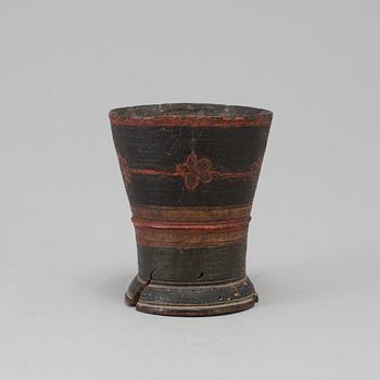 A PAINTED WOODEN BEAKER, 18th century.