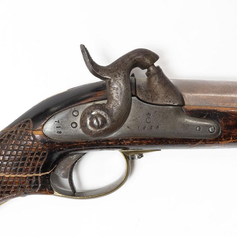 Slaglåspistol, m/1850 flankör, med löskolv.