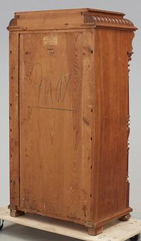 HERRBYRÅ, nyrenässans, 1800-talets slut.