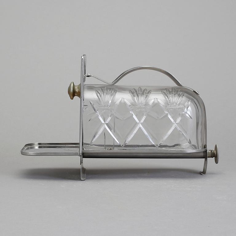 TRYFFELSKÄRARE, vitmetall och glas, 1940-tal.