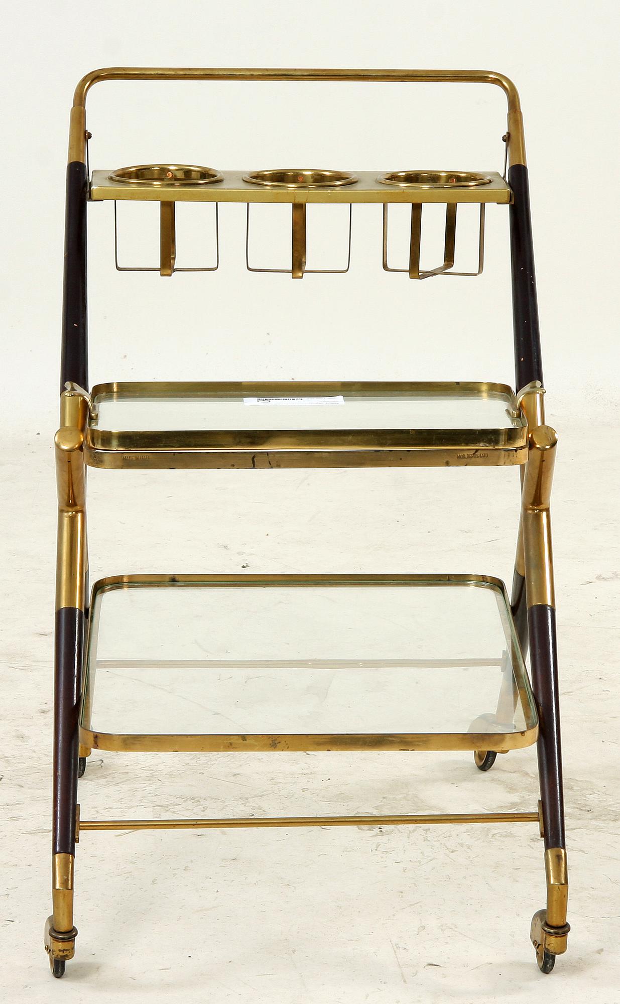 SERVERINGSVAGN, 1900-talets tredje kvartal.