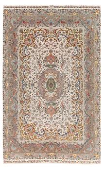 461. A very fine signed 80 Raj part silk Tabriz carpet, Northwest Persia c. 280 x 170 cm.