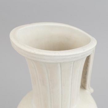 Gunnar Nylund, a stoneware ewer, Rörstrand, model "XP", Sweden ca 1948.