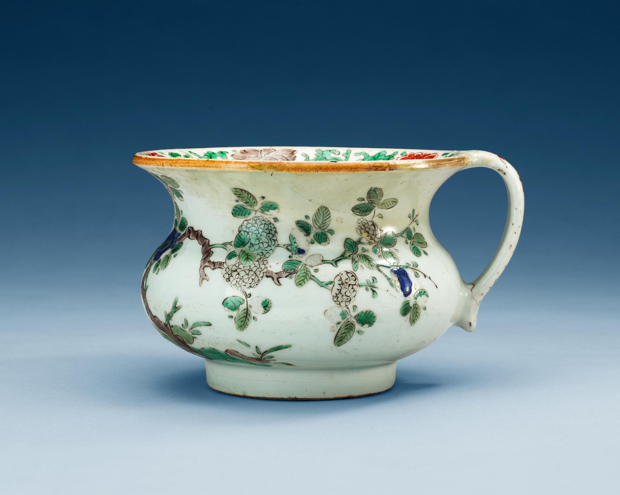 SPOTTKOPP, porslin. Qing dynastin, Kangxi (1662-1722).
