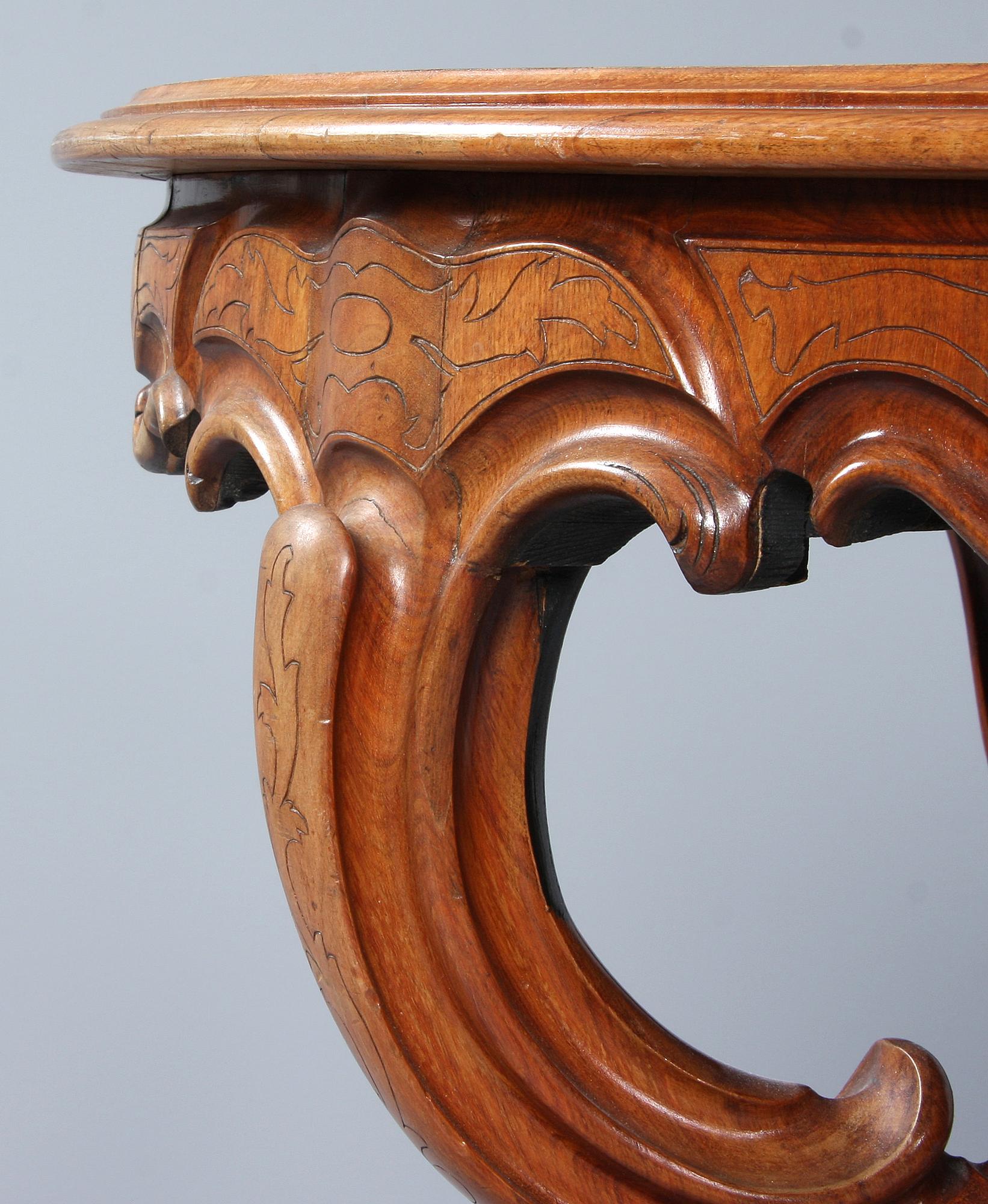 SALONGSBORD, nyrokoko, 1800-talets slut.