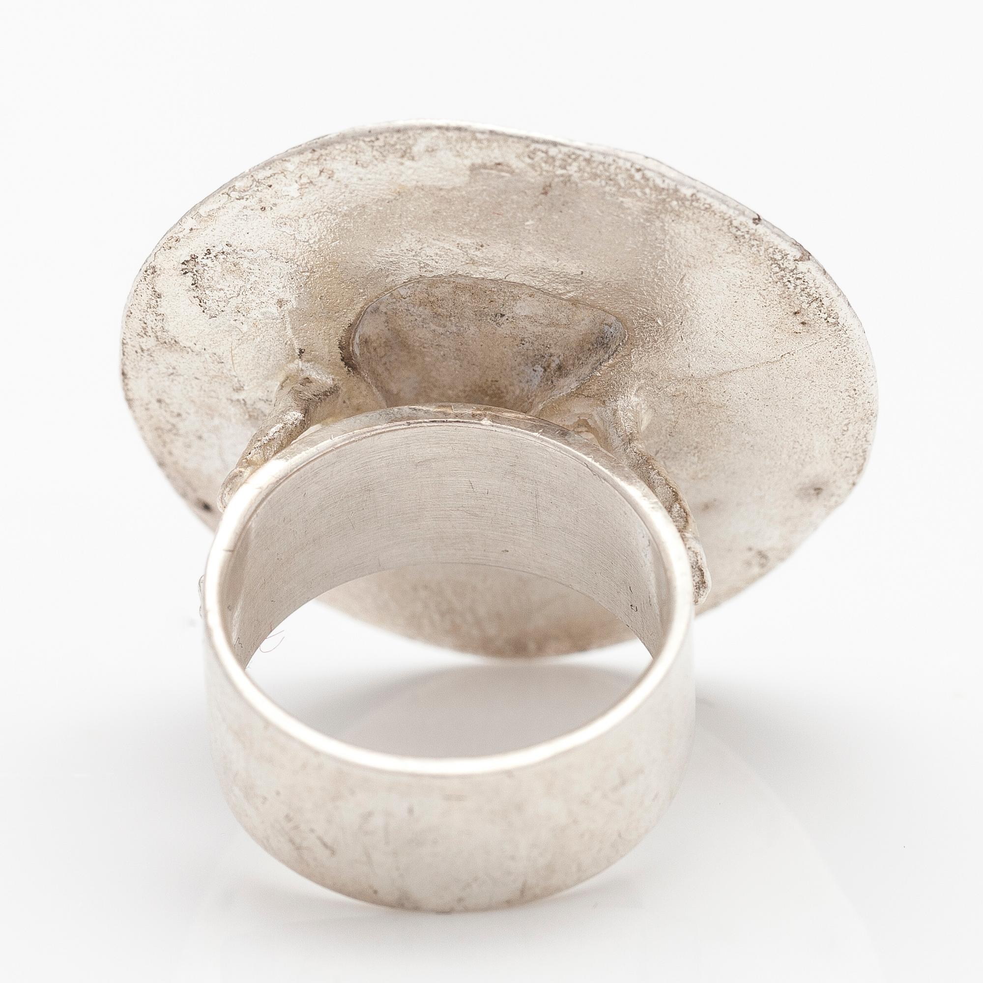 BJÖRN WECKSTRÖM, A sterling silver ring "Galactic dance". Lapponia 1971.