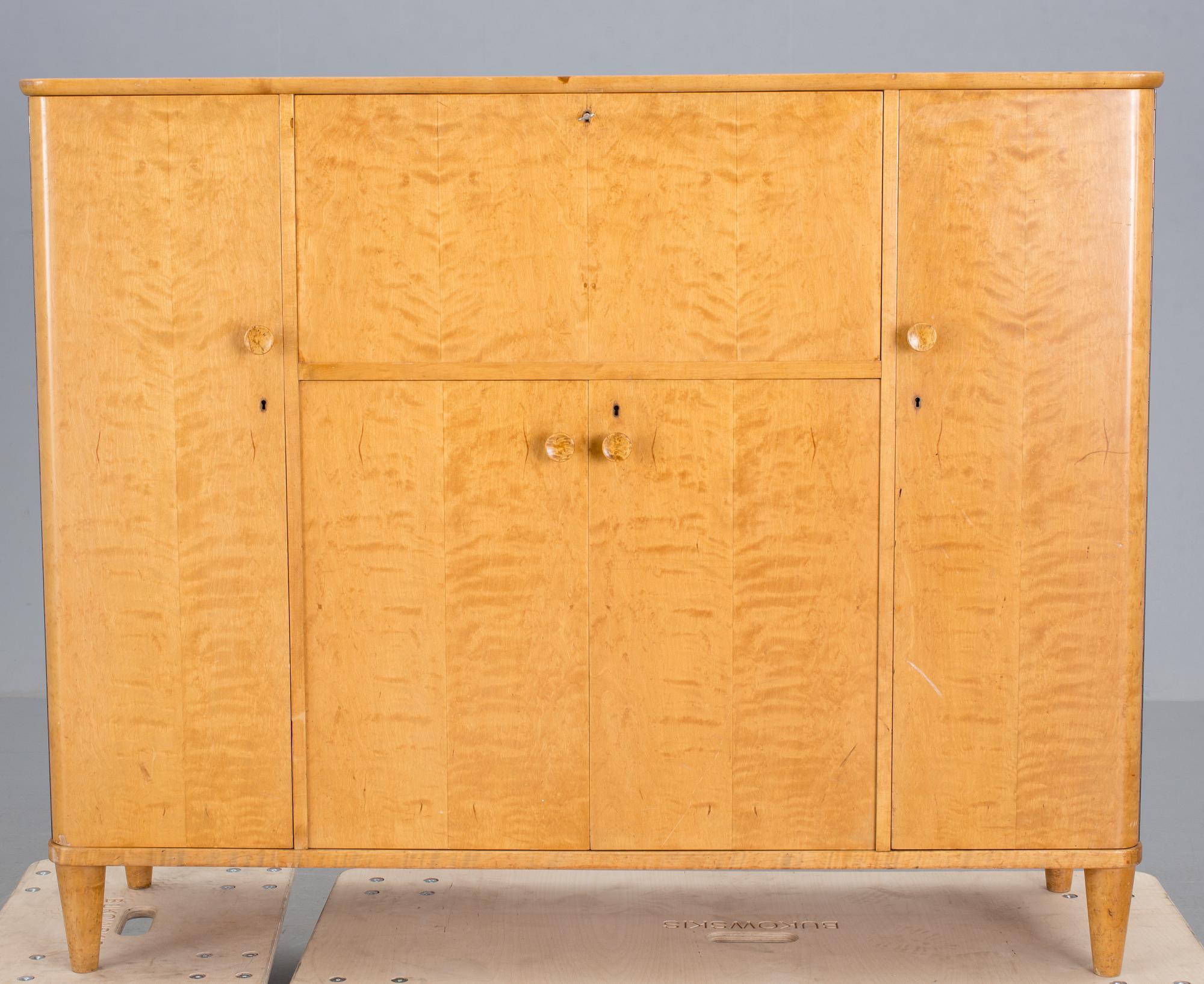 SKÅP, Axel Larsson, 1000-serien, Svenska Möbelfabriken, Bodafors.