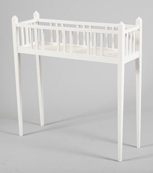 BLOMBORD, vitmålat trä, Carl Larsson-stil.