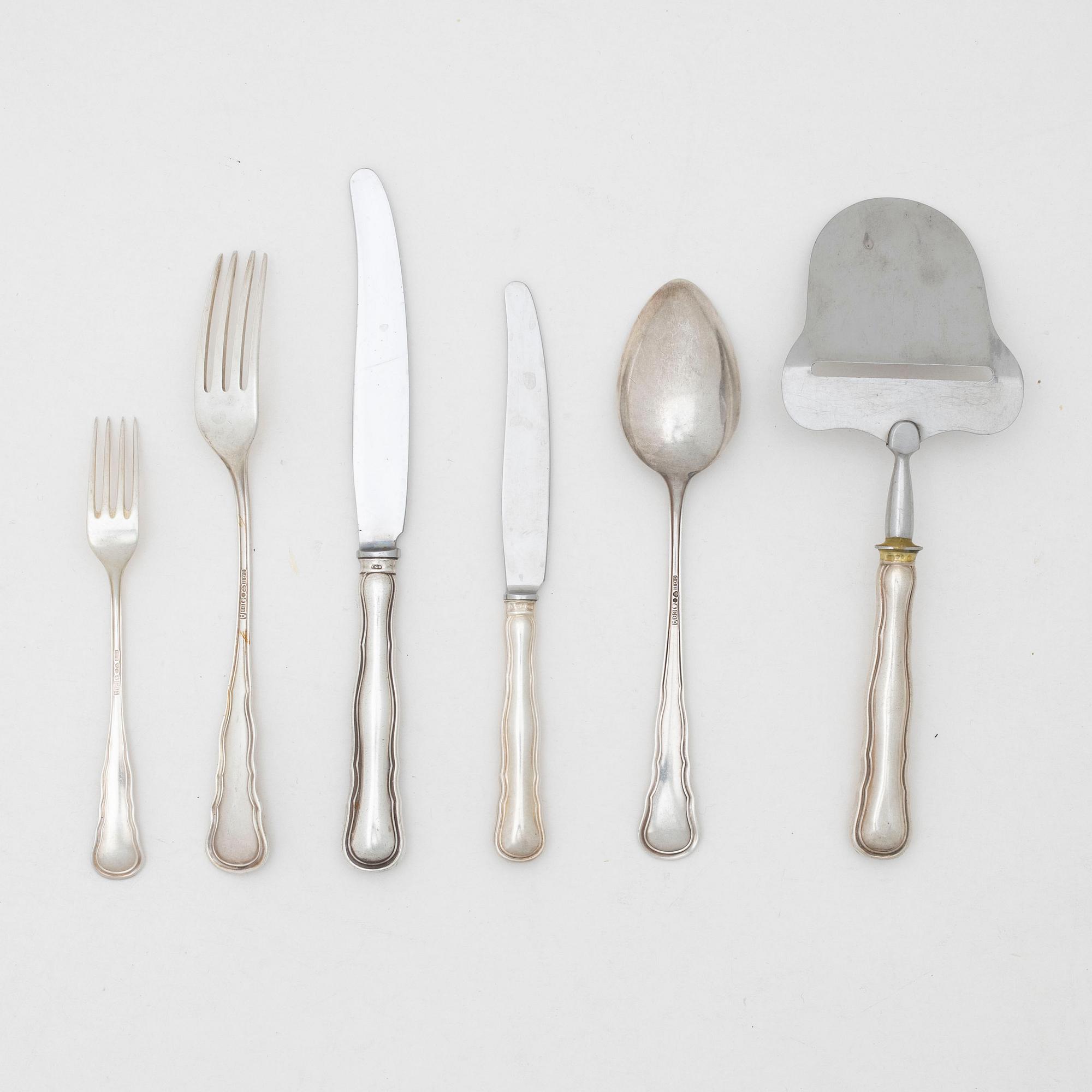 Bestickservis, silver, 33 delar, CG Hallberg, Stocholm, 1950-65.