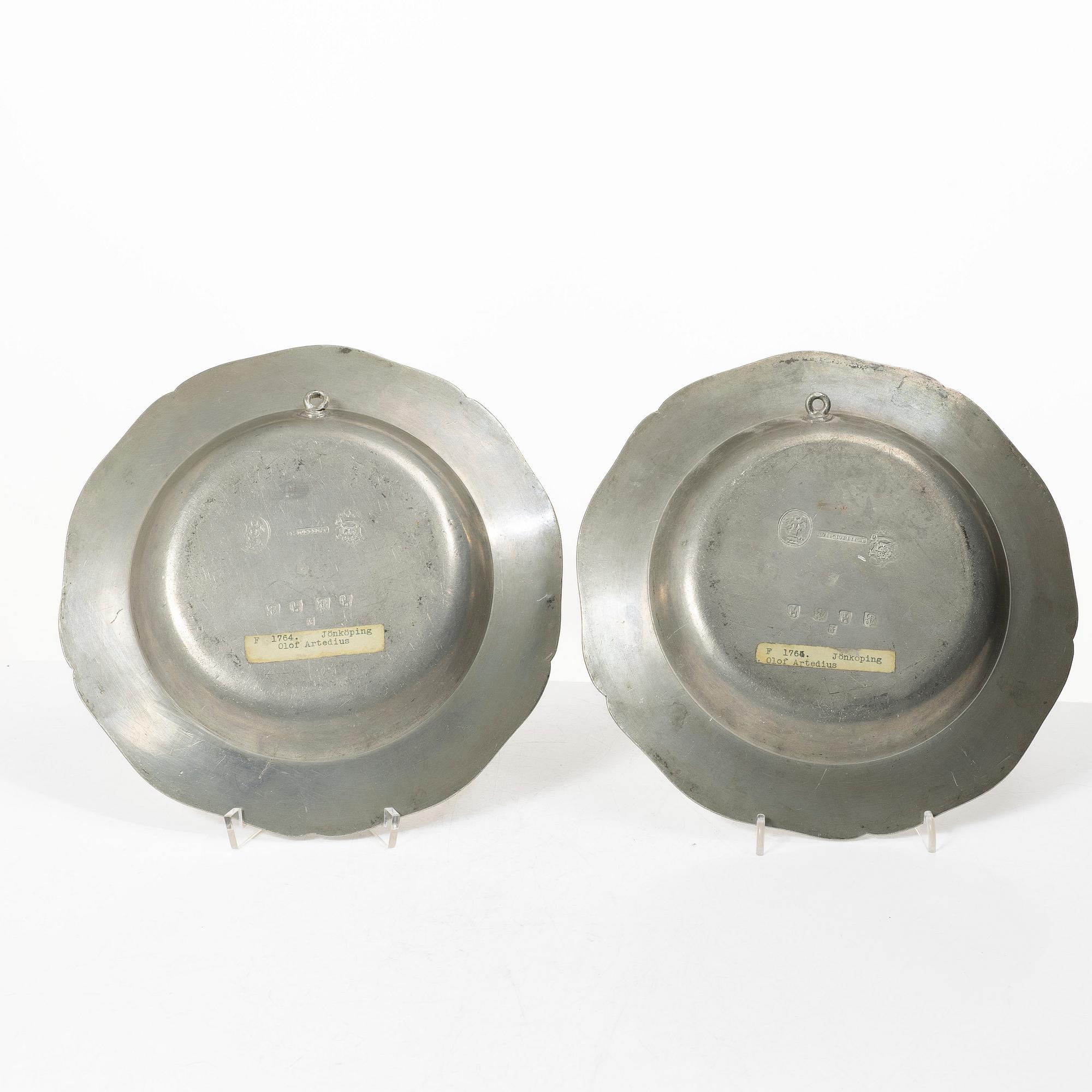 Plates, a pair. Olof Artedius, Jönköping, 1764.