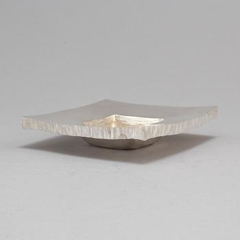 REY URBAN. A sterling silver dish, Stockholm 1988.