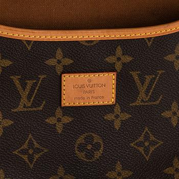 Louis Vuitton, A "Saumur 35" bag.