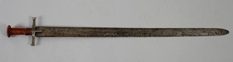 SVÄRD, orientaliskt, metall, 1800-/1900-tal.