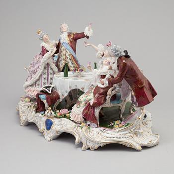 A early 20th century Sitzendorf porcelain figurine from Germany.