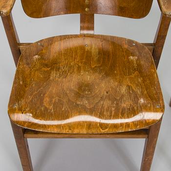 Ilmari Tapiovaara, tuoleja 4 kpl, "Domus", Keravan Puuteollisuus, 1900-luvun puoliväli.