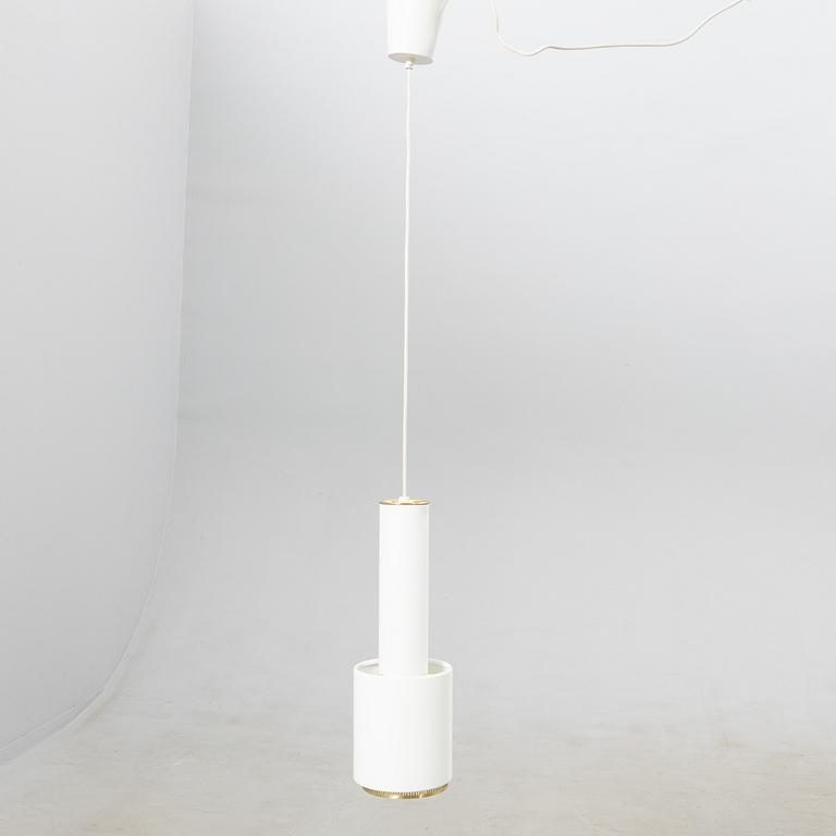 Alvar Aalto, taklampa A110 "Handgranat", Artek Finland.