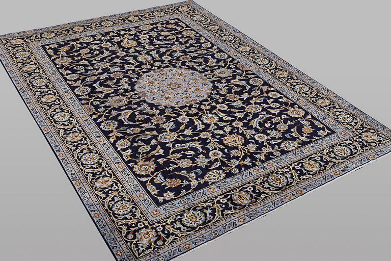 Matta, Keshan, ca 278 x 208 cm.