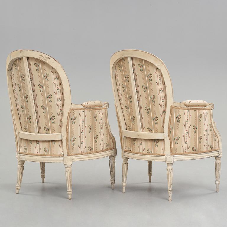 Two matched Louis XVI late 18th century bergeres. One by Antoine Gailliard (master in Paris 1781).