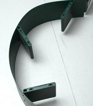 BOKHYLLA, plast, "BOOKWORM", design Ron Arad.