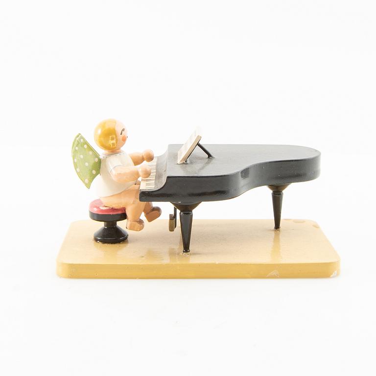 Angel orchestra, 24 pcs, Erzgebirge, Germany, mid-20th century.