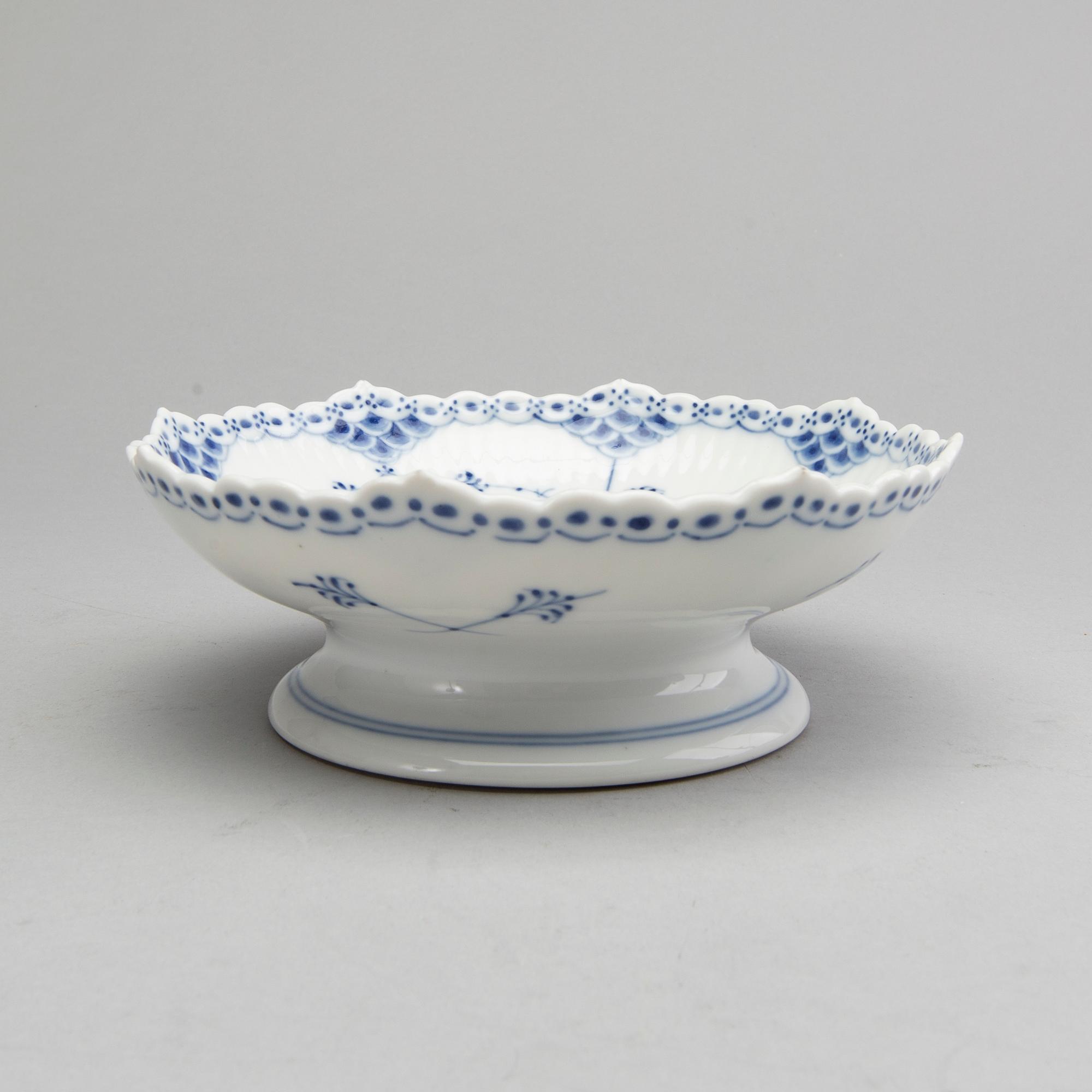 ROYAL COPENHAGEN, kaffeservis, 15 dls Musselmalet halvblond, porslin, första- och andrasortering.