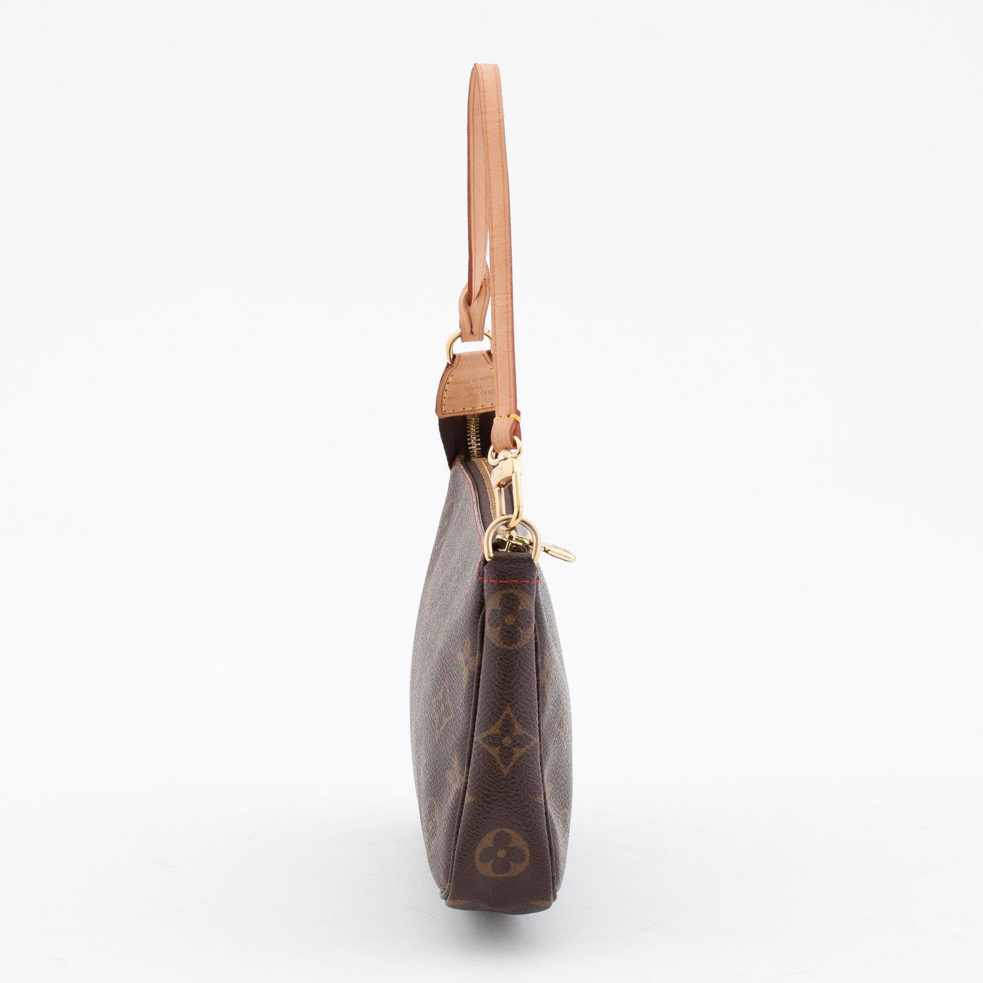 LOUIS VUITTON, a small momogrammed canvas shoulderbag, "Pochette" limited edition s/s 2005 by Takashi Murakami.