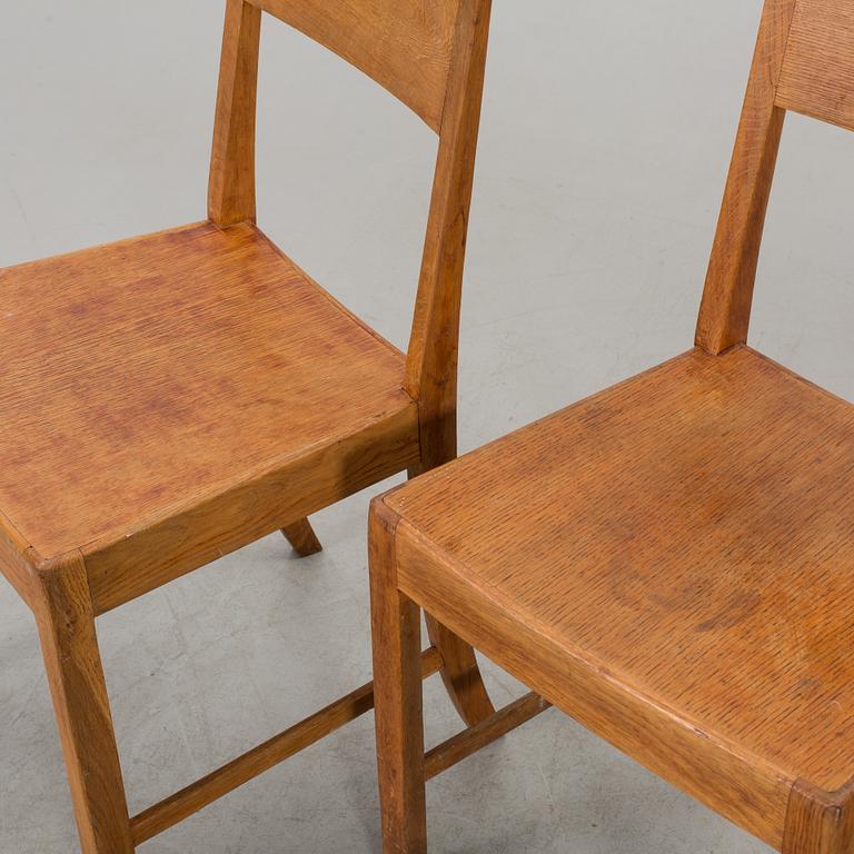 FOUR EARLY 20TH CENTURY CHAIRS.
