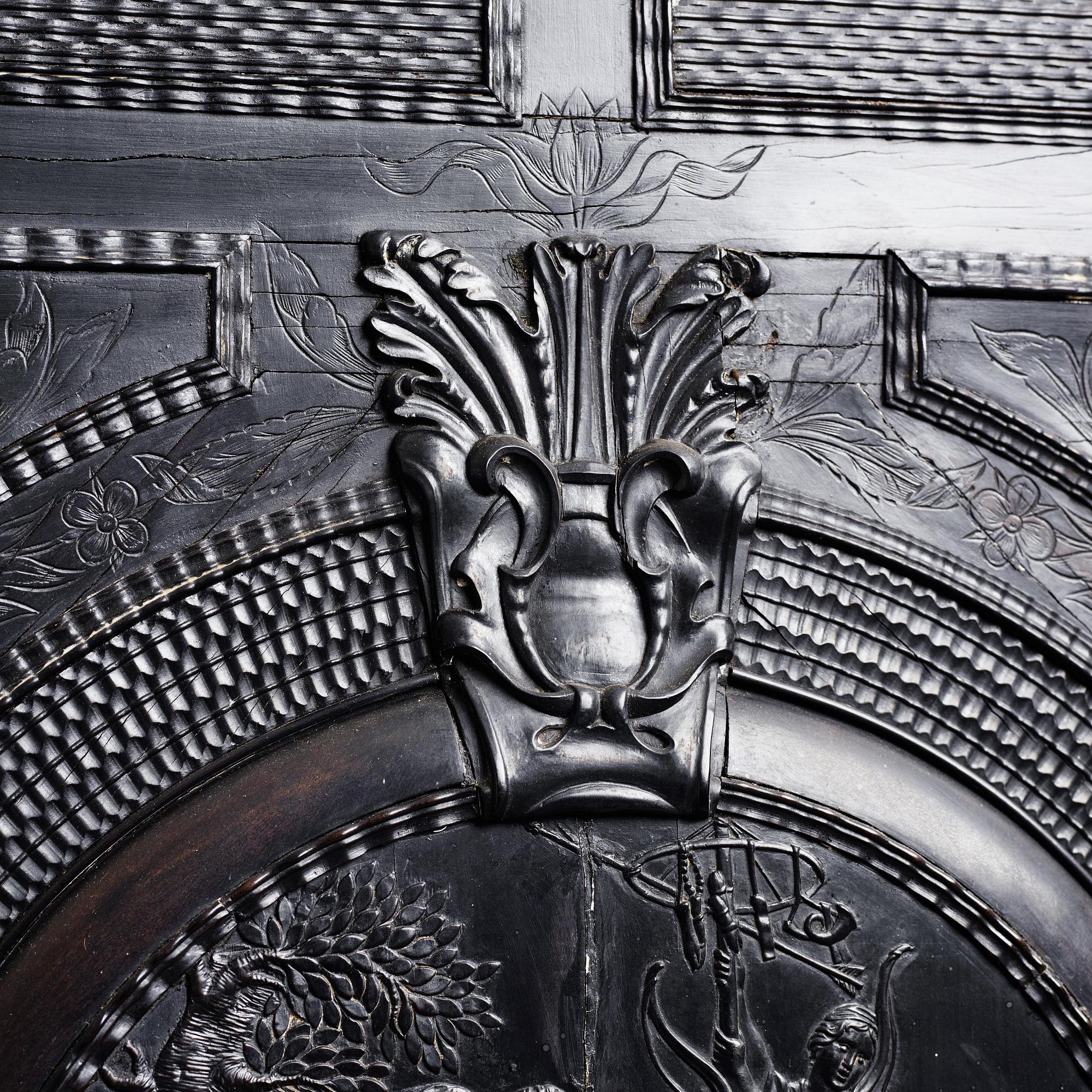 Det Bondeska Skåpet, sannolikt Paris, 1600- samt 1800-tal, Louis XIV och Louis XIV-stil.