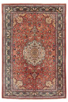 454. A part silk Tabriz carpet, c. 268 x 179 cm.
