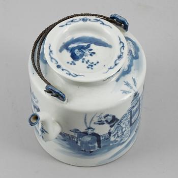 BULJONGKOPP, KOPP samt TEKANNA, porslin, Kina, Qing dynastin, bland annat Qianlong, 1700-/1800-tal.
