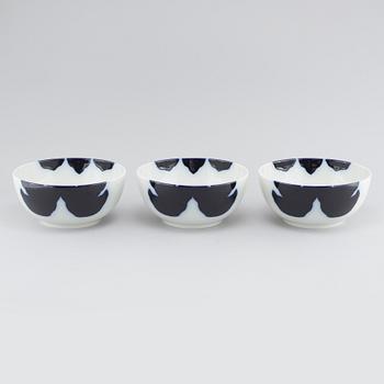 Three porcelain bowls, designed by Lin Utzon for Royal Copenhagen, 1980s.