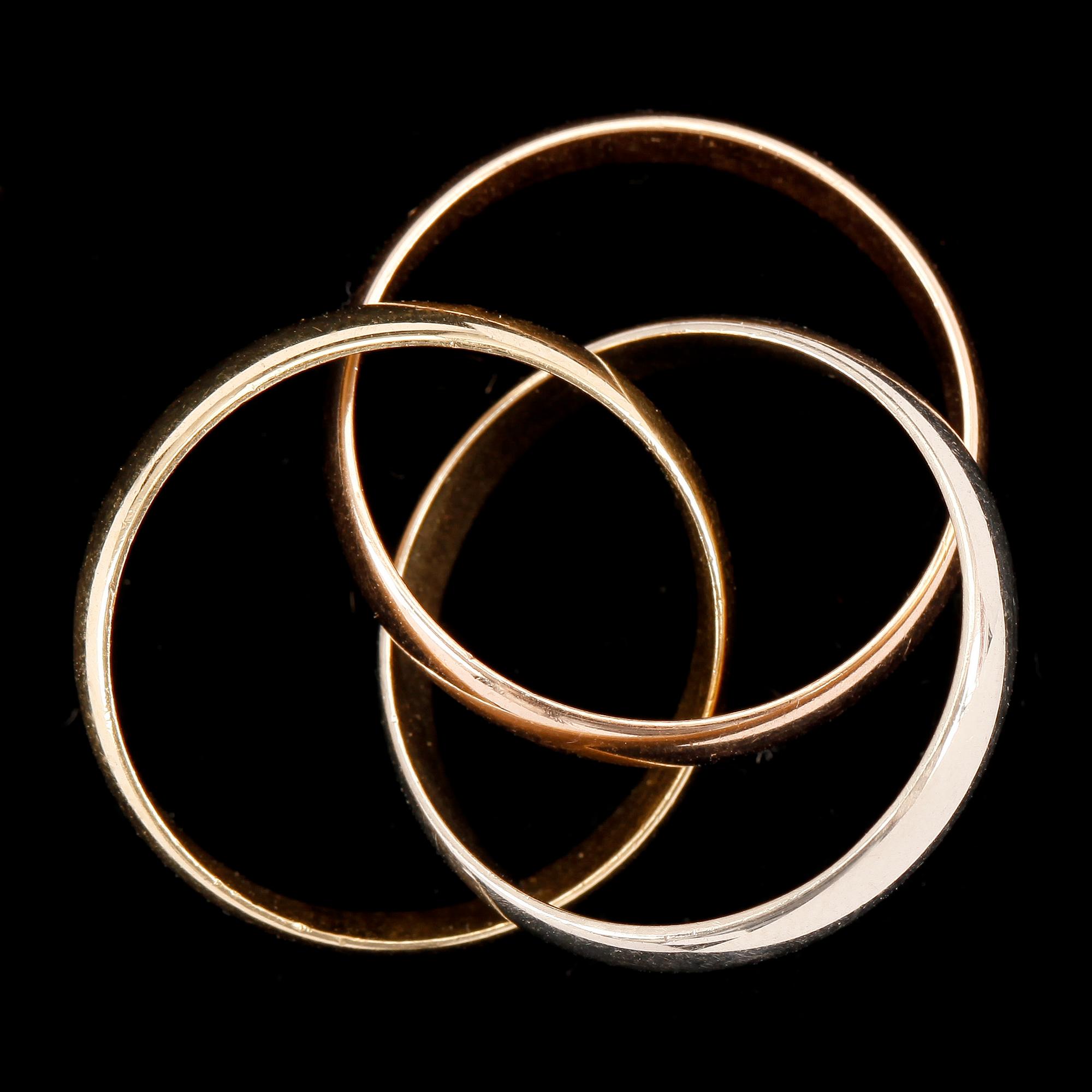 RING, trefärgat guld, Trinitymodell, Le Must de Cartier, total vikt ca 7g.