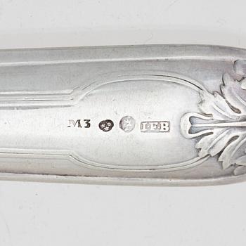 Eight Swedish silver dinner knives, mark of Johan Fredrik Björnstedt, Stockholm 1818.