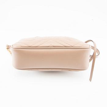 Gucci väska "GG Marmont".